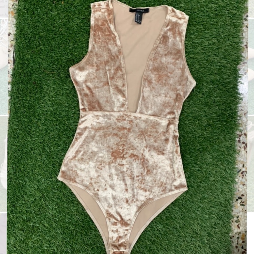 Women’s Sleeveless Gold Bodysuit